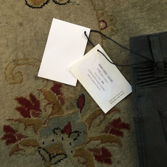 New Men’s Balmain jeans - Picture 4 of 8